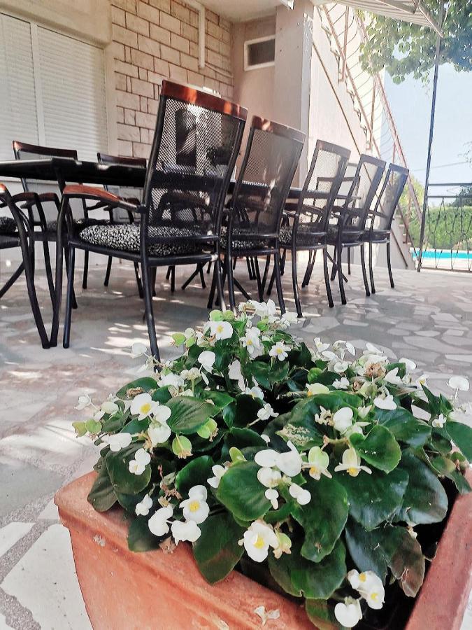 Villa Roso Kaštela エクステリア 写真
