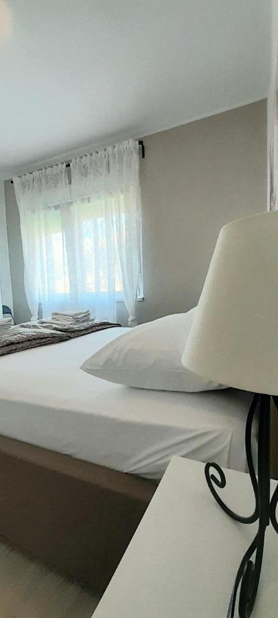 Villa Roso Kaštela エクステリア 写真