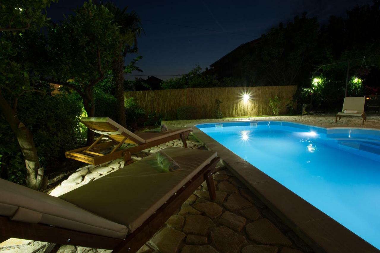 Villa Roso Kaštela エクステリア 写真